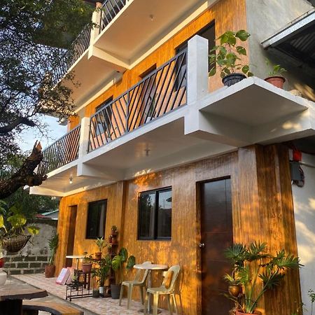 Alona'S Traditional Filipino Home Near 100 Islands Wharf Alaminos Bagian luar foto