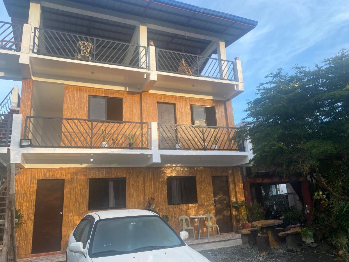 Alona'S Traditional Filipino Home Near 100 Islands Wharf Alaminos Bagian luar foto