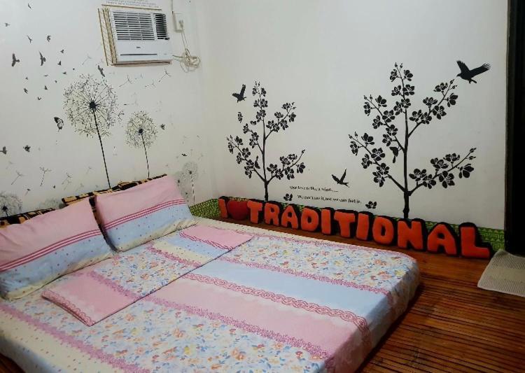 Alona'S Traditional Filipino Home Near 100 Islands Wharf Alaminos Bagian luar foto